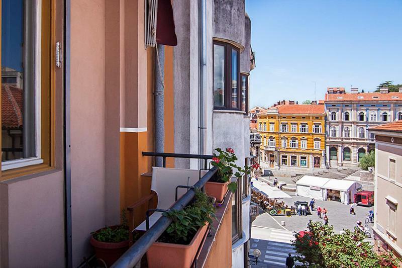 Pula Citybreak Bagian luar foto